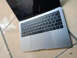 macbook pro a1708 2017 minus