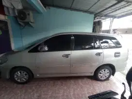 Toyota kijang innova Diesel G M/T manual 2012