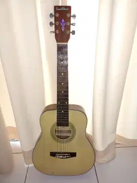 guitar acousic sandstone