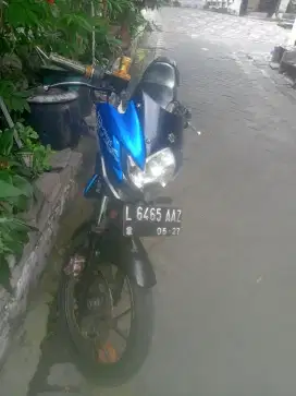 Dijual sepeda motor satria tahun 2012