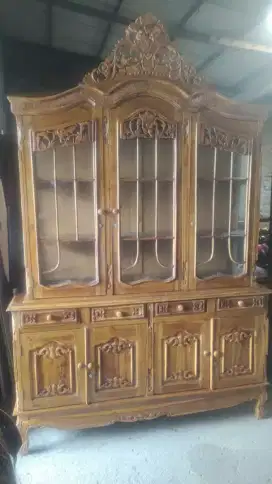 Lemari hias kemanggang 3 pintu kayu jati asli