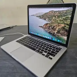 MacBook Pro 2015 13inc i5 16/256