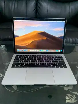 MacBook Air 2019 Intel Core i5 RAM 8GB / SSD 128GB
