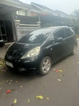 Di jual cepat Honda Jazz 2010 tpe S AT