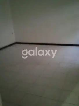 Rumah klampis semolo timur surabaya