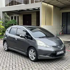 HONDA JAZZ RS 2011