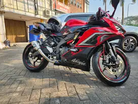 Kawasaki ZX25R SE ABS 2023