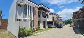RUMAH MANSSION, FULLY FURNISH KOLAM RENANG DI DENPASAR