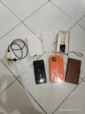 Xiaomi Redmi 5 Hitam 3/32