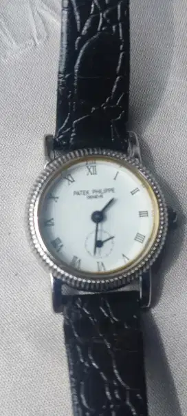 Jam tangan Patek Philippe