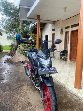 Honda CB150R 2017