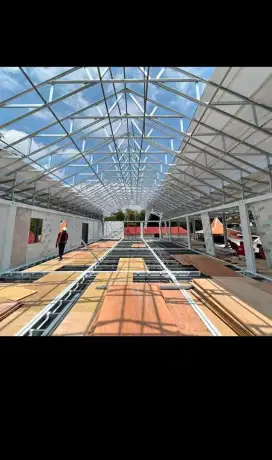 Rangka atap baja ringan terpasang dan renovasi rumah