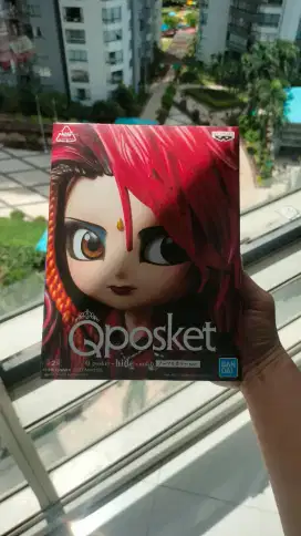 Koleksi pribadi figur karakter dari anime dan manga
