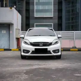 HONDA BRIO RS CVT 1.2 AT 2017 SIAP PAKAI DAN TERAWAT BERGARANSI