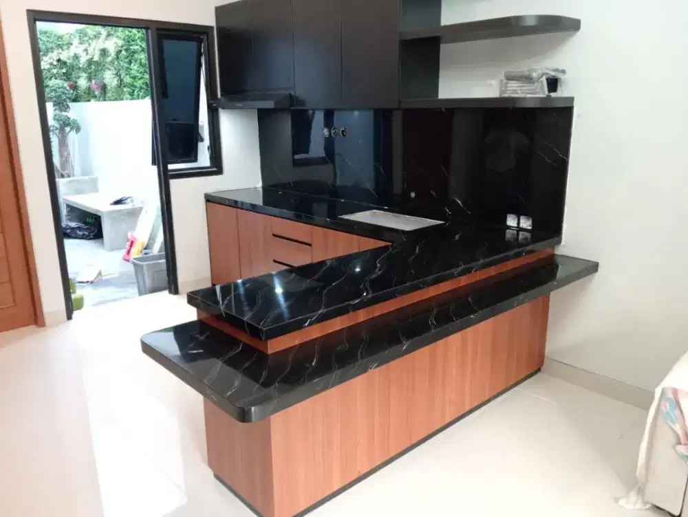 CUSTOM & BUILD FURNITURE