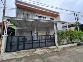 Rumah 2 lantai minimalis modern dekat toserta tegal