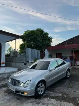 Mercedes Benz E200 Kompressor