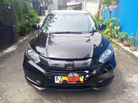 Honda Hrv E cvt 2017 Hitam Metalic