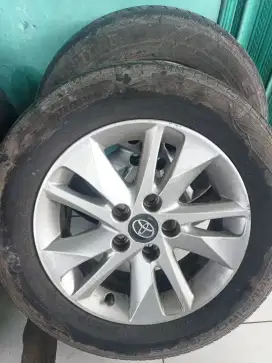 Velg+ ban bekas inova reborn original