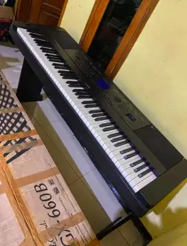 Digital Piano Yamaha DGX-660B Mulus
