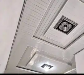 Plafon PVC terpasang dan rangka atap baja ringan