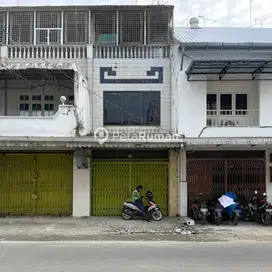 DIJUAL RUKO JALAN PANDAN DAERAH KOTA MEDAN DEKAT PUSAT PASAR (Meriana)