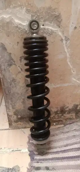 Shock belakang ORI Vario 125/150 kondisi normal
