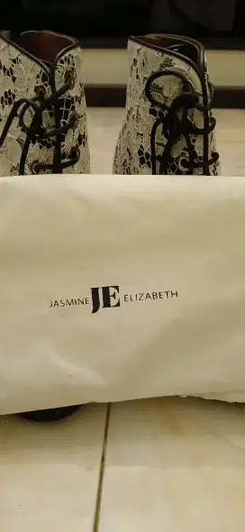 Jasmine elizabeth
