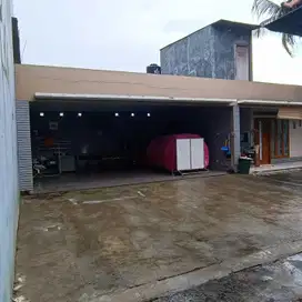 Rumah Tasikmalaya Cipedes  ada kolam jual cepat