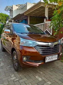 Xenia tipe R deluxe