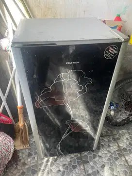 Jual kulkas polytron murah masih seken normal semua