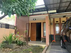 Dijual Rumah Siap Huni Dalam Komplek Cisaranten Kulon Arcamanik