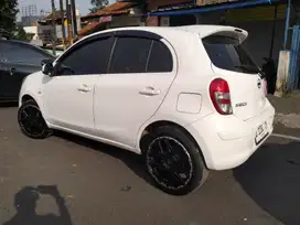 Nissan March 2013 Bensin