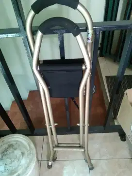 Tongkat bangku dijual