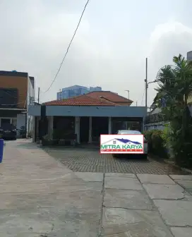 Bangunan rumah dan kantor luas tahan 630m² di Utan Kayu Matraman