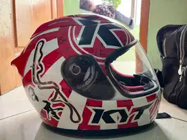 KYT RC7 (Helm FULLFACE)