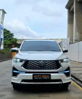 LIKE NEW!! Toyota Zenix V HV Modellista 2023 Upgrade Q