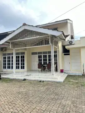 Dijual rumah strategis akses 3mobil lokasi duren tiga jakarta selatan