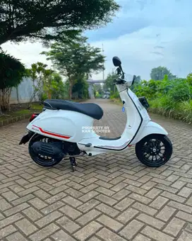 JUAL MURAH VESPA SPRINT S 150 iGET ABS FACELIFT 2023 MULUS
