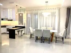 Rumah 2lantai Kamar Mandi Dalam 4+1 Siap Huni Vt Lippo Cikarang