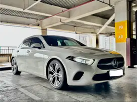 Mercedes Benz A200 Hatchback Progressive Line, Terawat, Tangan Pertama