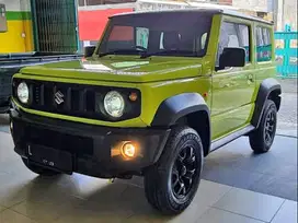 [KM 35RB] Suzuki Jimny 3 Doors 4x4 AT 2020
