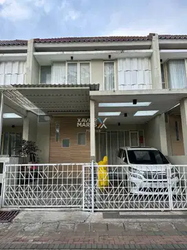 Dijual rumah 2 lantai, siap huni dan terawat, di villa puncak tidar