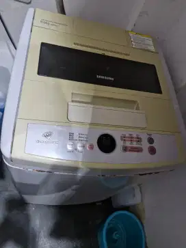 Dijual mesin cuci 1 tabung merek Samsung WA80V4 8kg