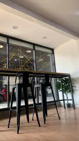Paket Bersih Total - Cuci Mobil + Detailing Premium