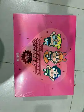 Pop Mart Action Figure Power Puff Girl Cry Baby