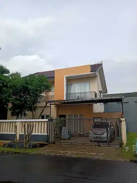 Dijual Rumah Posisi kuldesak parkiran luas