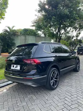VW Tiguan Allspace 1.4 TSi 2020 Hitam