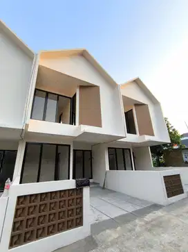 DIJUAL RUMAH 600 JUTAAN JATIASIH SIAP HUNI FREE BIAYA ALL IN SHM