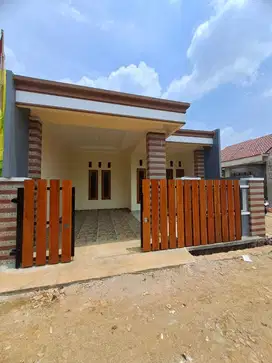Rumah siap huni DP 0% lokasi 10 menit ke stasiun depok